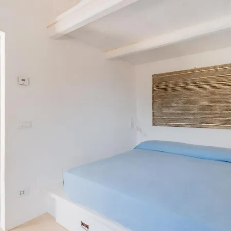 Villa Ker Rail With Pool By Wonderful Italy *