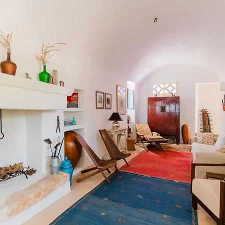 Ker Rail With Pool By Wonderful Italy Villa *